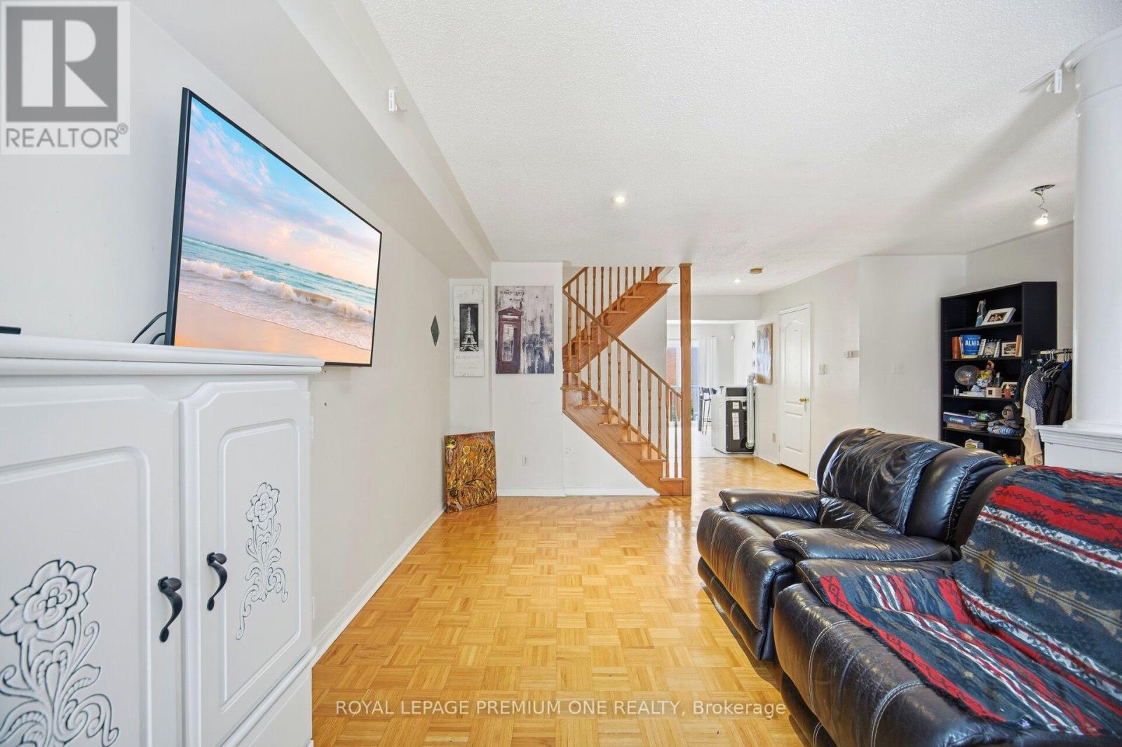 31 - 19 Foxchase Avenue, Vaughan, Ontario  L4L 9M9 - Photo 5 - N12678316