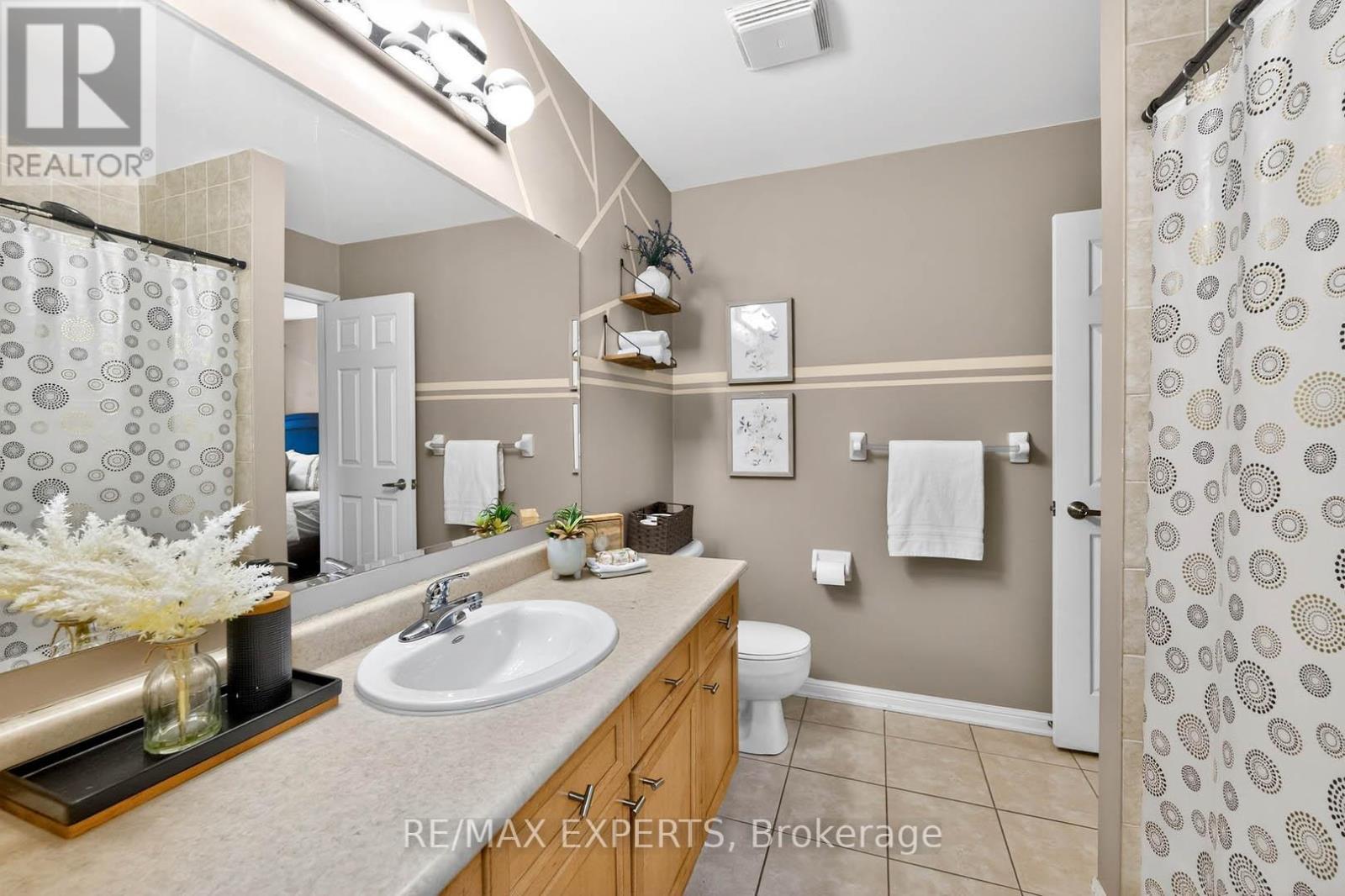 47 Muston Lane, Whitchurch-Stouffville, Ontario  L4A 0P9 - Photo 15 - N12678338