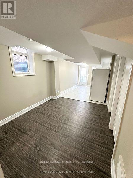 Basement - 16 Greenery Road, Markham, Ontario  L6B 0V4 - Photo 5 - N12678380