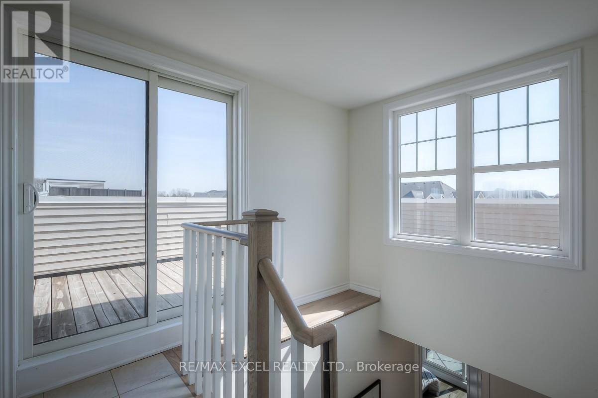 19 Boadway Crescent, Whitchurch-Stouffville, Ontario  L4A 1X9 - Photo 36 - N12678440