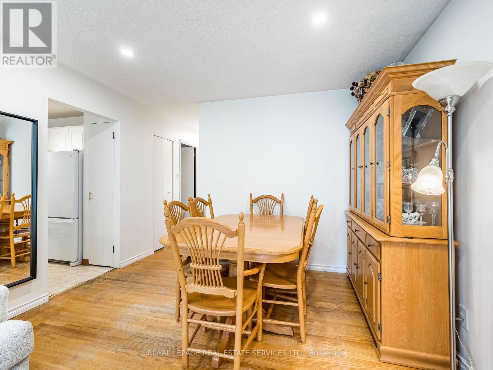 14 Finchley Crescent, Brampton, Ontario  L6T 3P5 - Photo 10 - W12487408