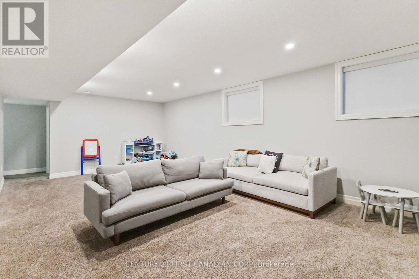 1816 Ballymote Avenue, London North, Ontario  N5X 0J3 - Photo 37 - X12674266