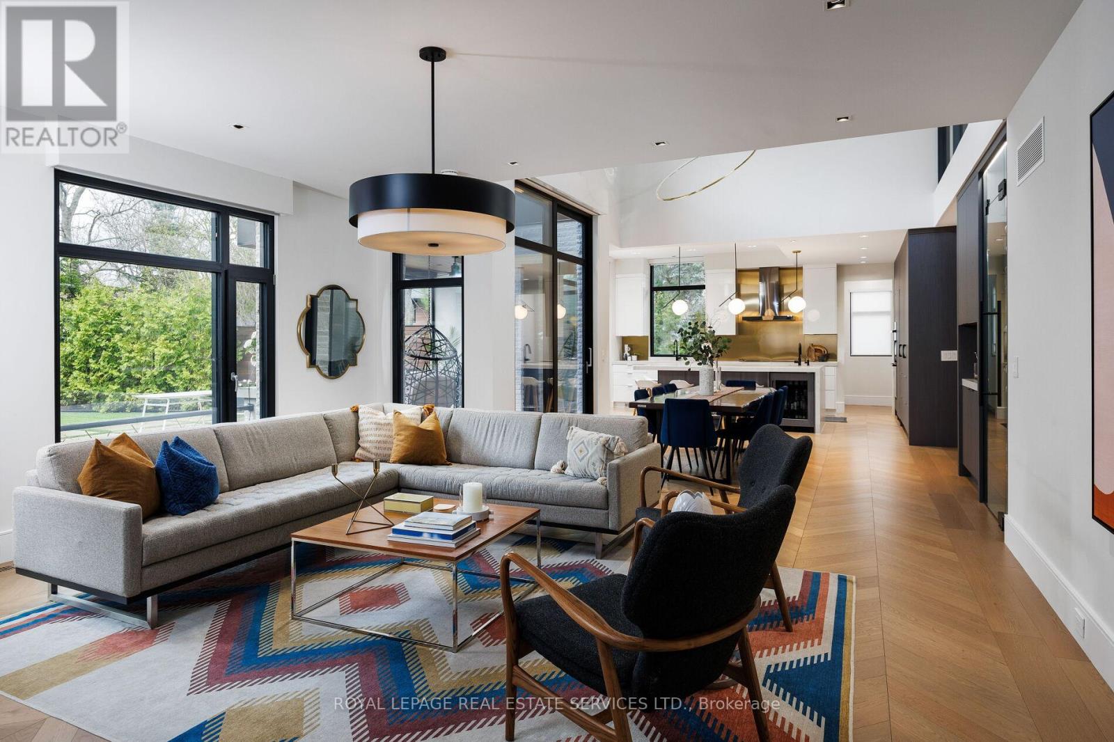 1471 Rogerswood Court, Mississauga, Ontario  L5J 1R7 - Photo 13 - W12678320