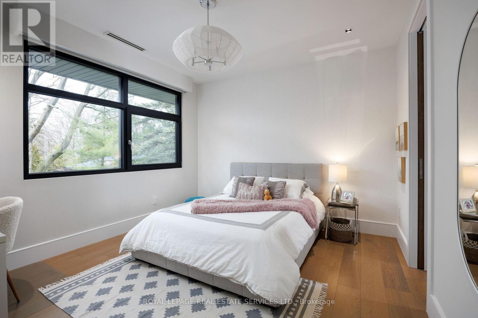 1471 Rogerswood Court, Mississauga, Ontario  L5J 1R7 - Photo 29 - W12678320