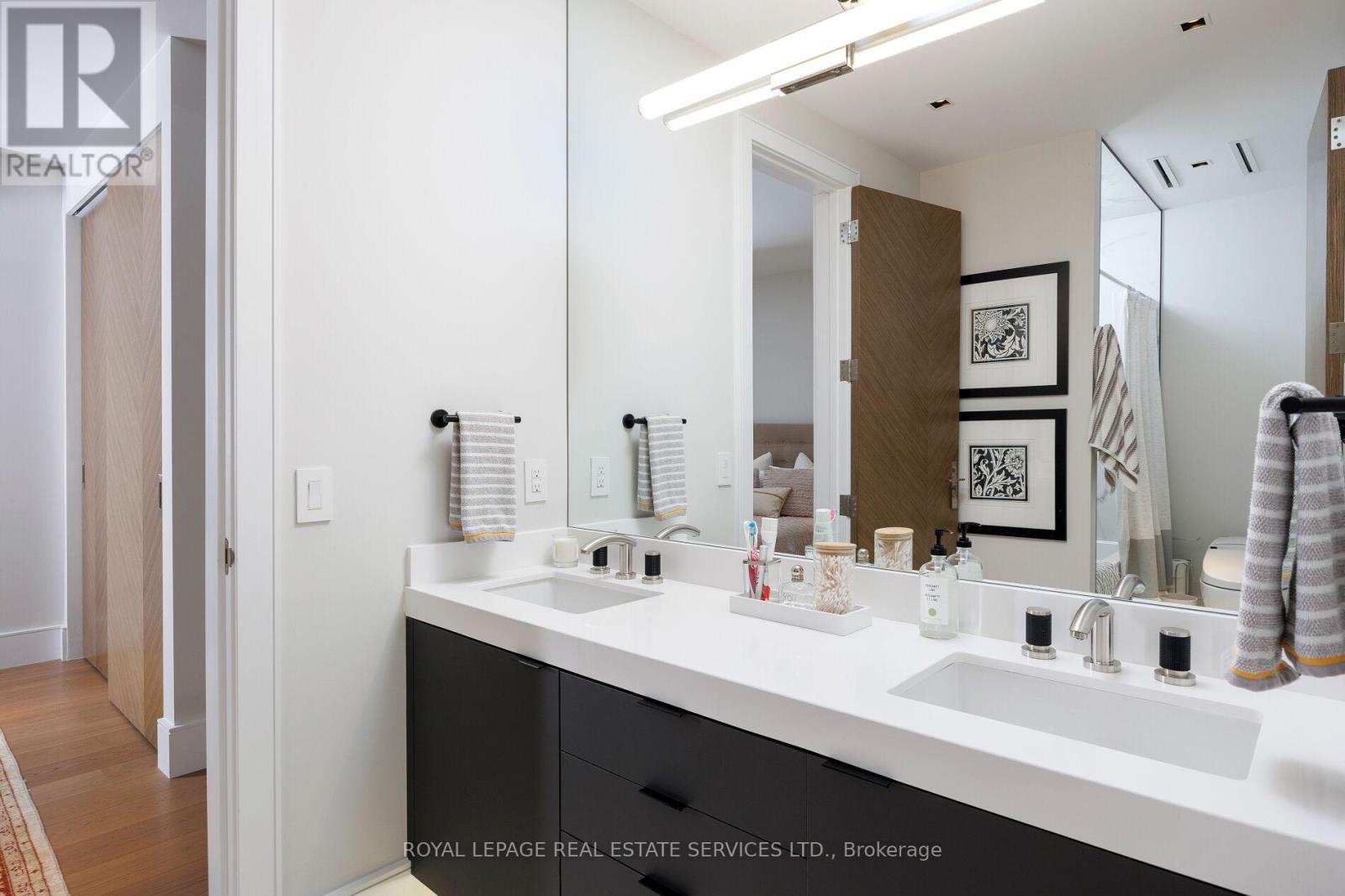 1471 Rogerswood Court, Mississauga, Ontario  L5J 1R7 - Photo 31 - W12678320