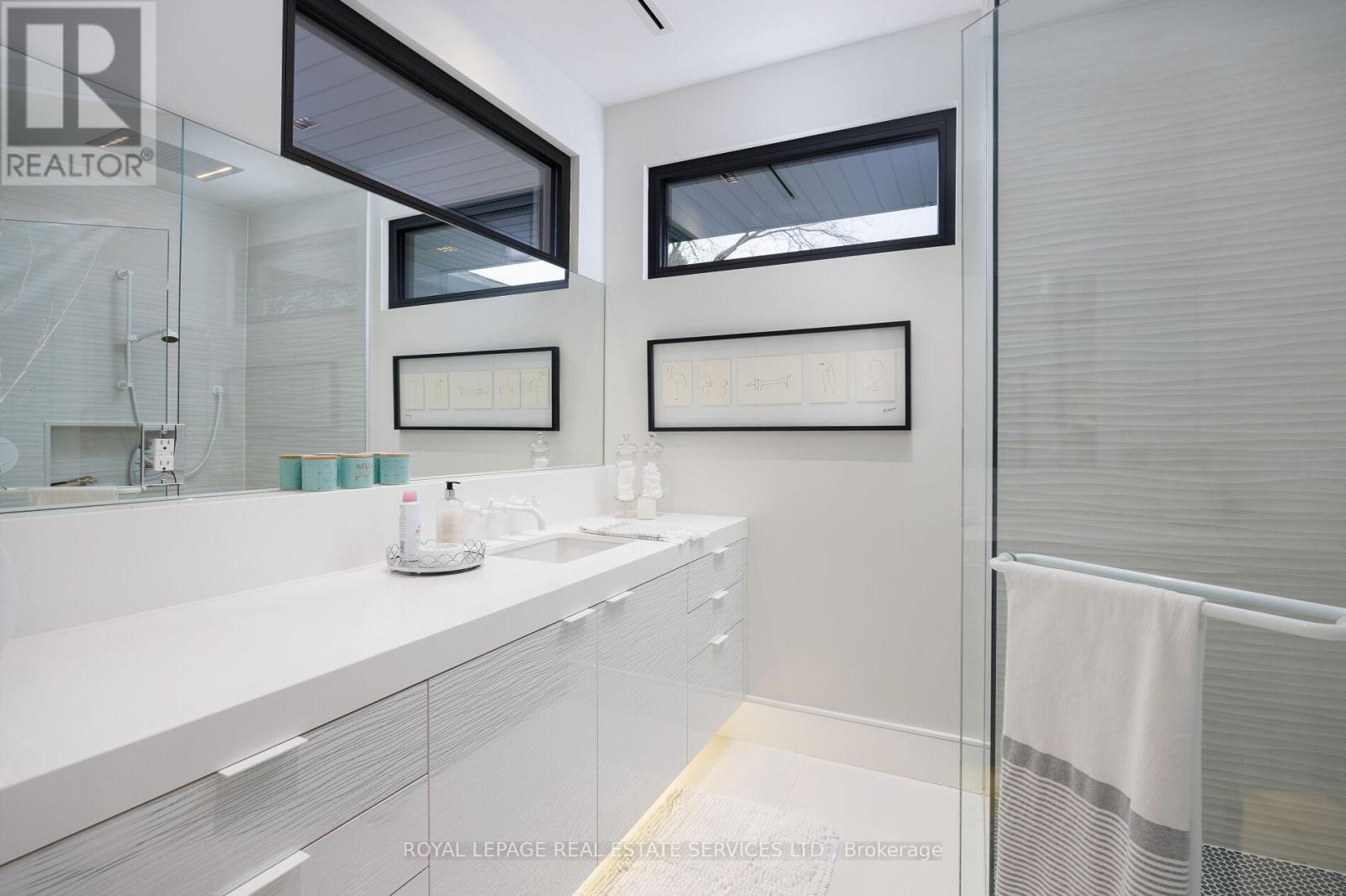 1471 Rogerswood Court, Mississauga, Ontario  L5J 1R7 - Photo 36 - W12678320