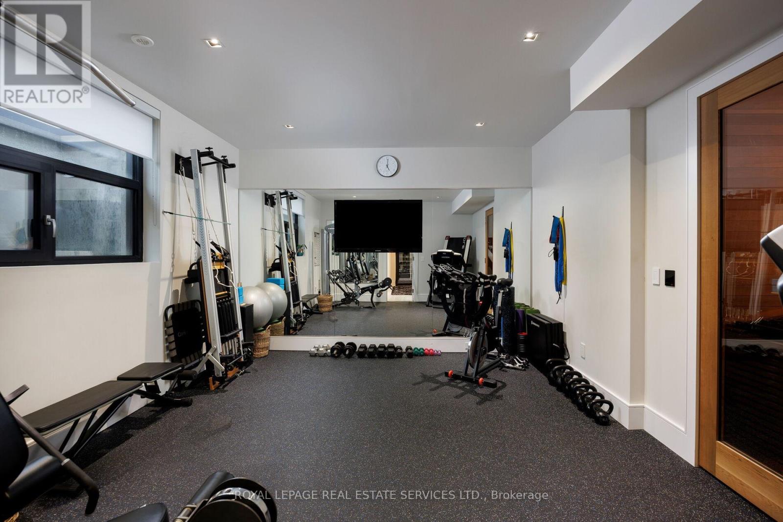 1471 Rogerswood Court, Mississauga, Ontario  L5J 1R7 - Photo 41 - W12678320