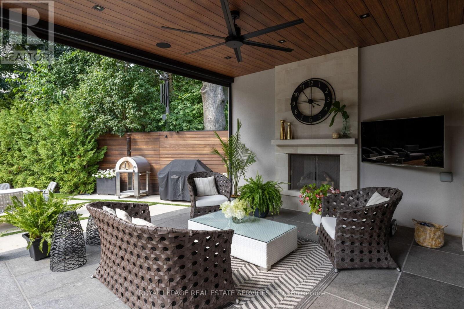 1471 Rogerswood Court, Mississauga, Ontario  L5J 1R7 - Photo 49 - W12678320