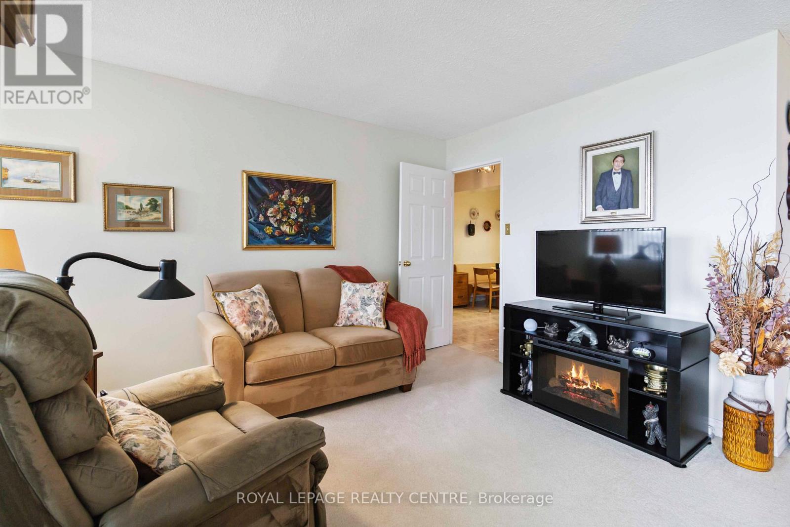 1808 - 3100 Kirwin Avenue, Mississauga, Ontario L5A 3S6 - Photo 12 - W12678348