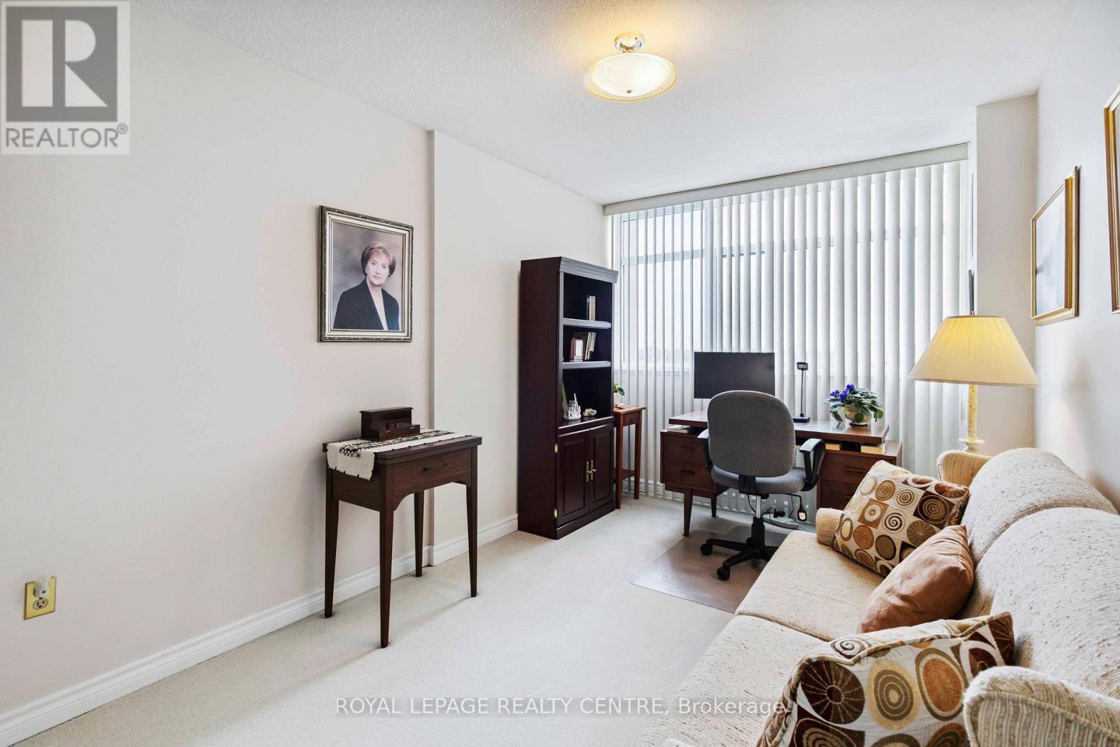 1808 - 3100 Kirwin Avenue, Mississauga, Ontario L5A 3S6 - Photo 26 - W12678348