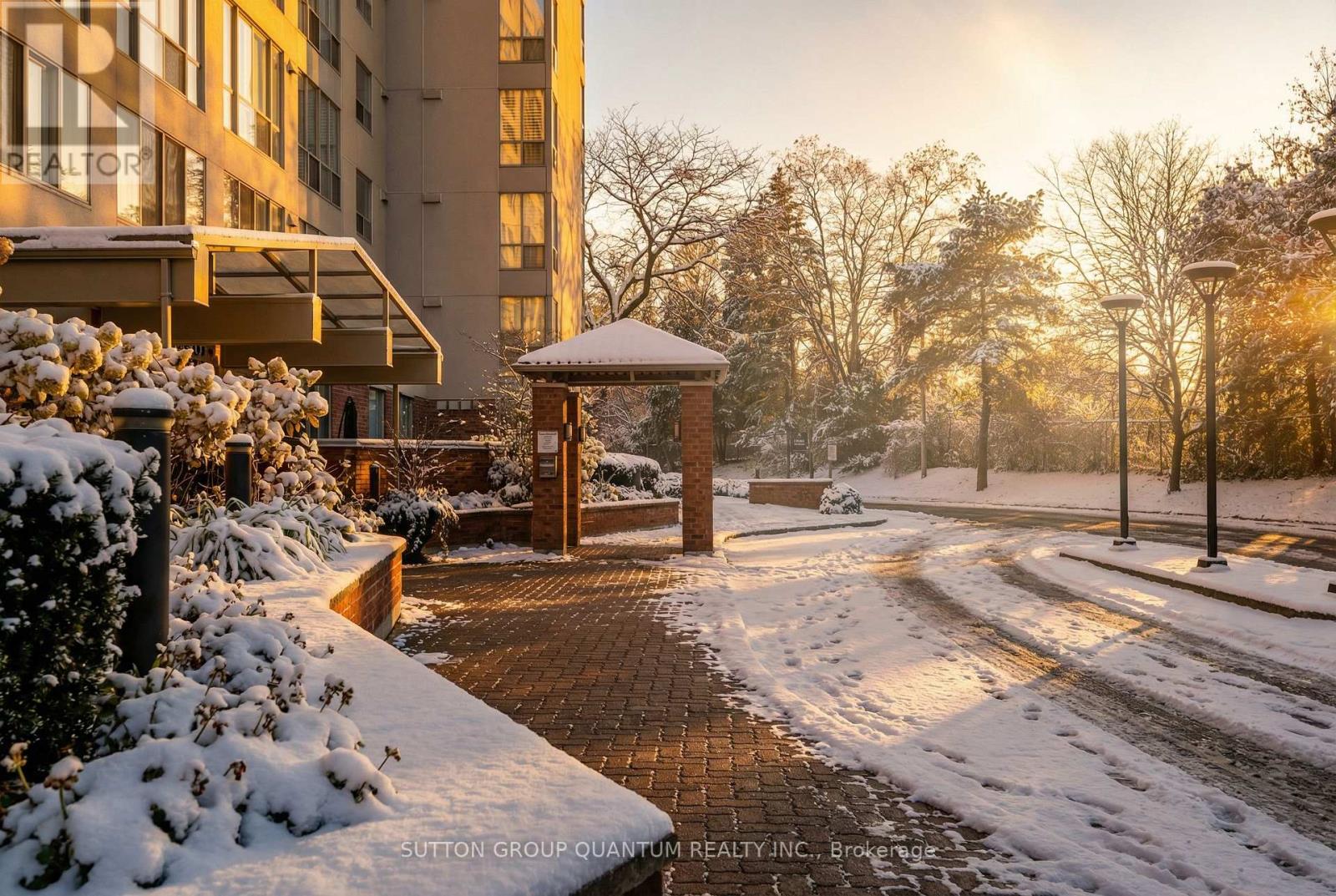 611 - 1110 Walden Circle, Mississauga, Ontario  L5J 4R3 - Photo 2 - W12678352