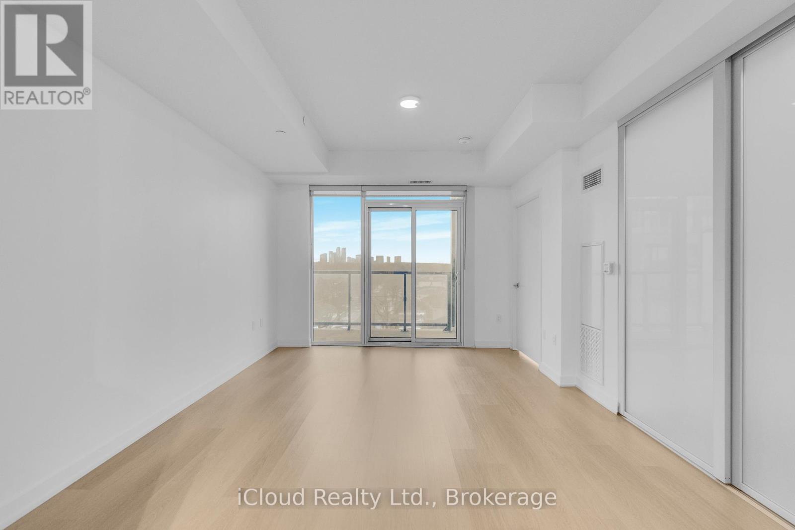 519 - 859 The Queensway, Toronto, Ontario M8Z 1N8 - Photo 13 - W12678386