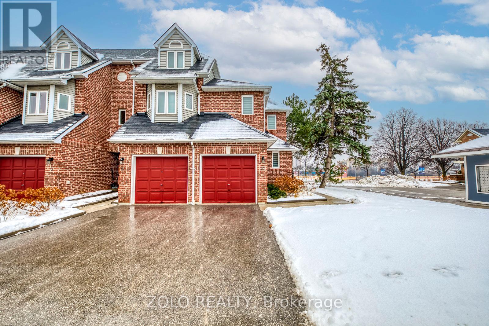 10 - 45 Bristol Road E, Mississauga, Ontario  L4Z 3P5 - Photo 1 - W12678402