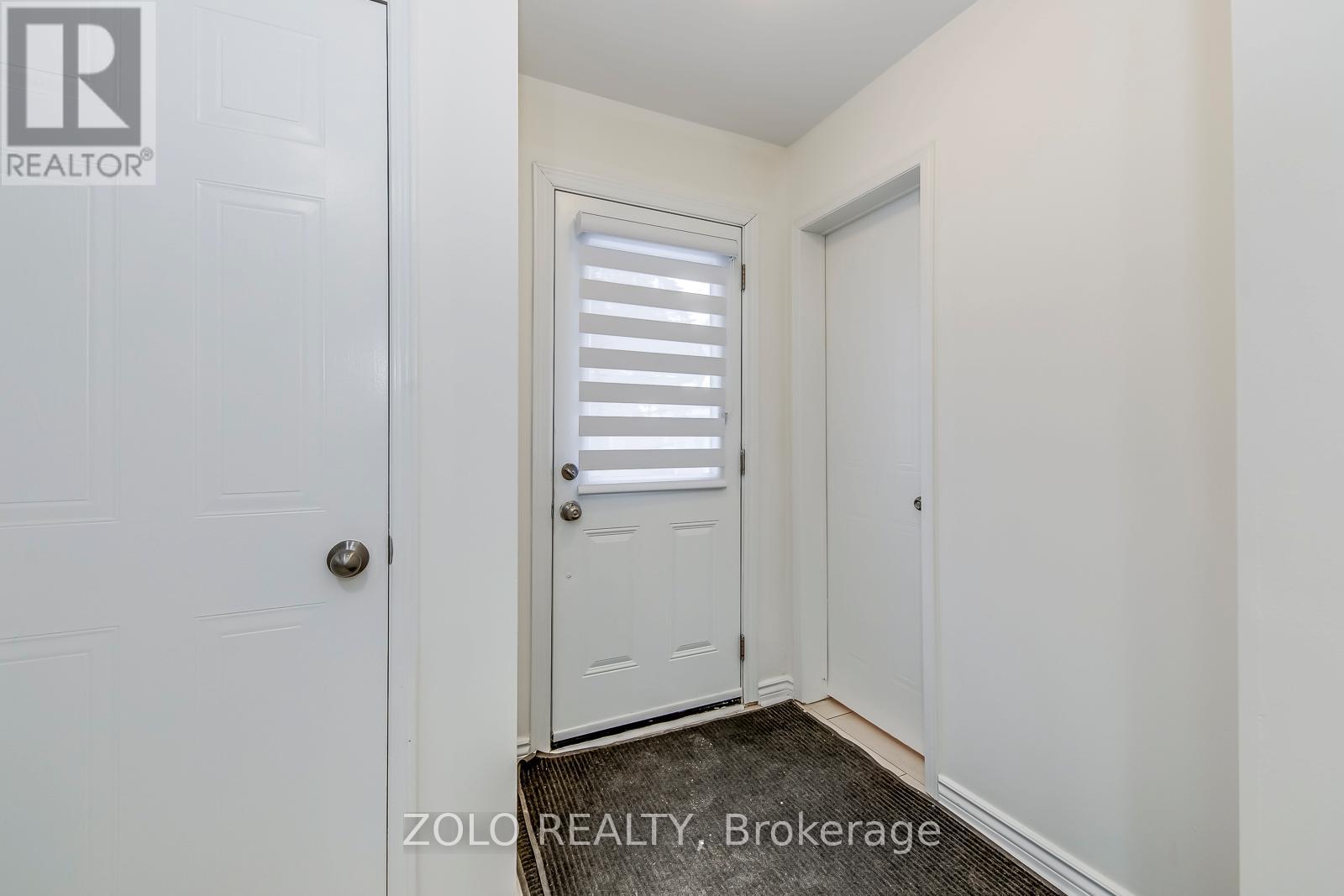 10 - 45 Bristol Road E, Mississauga, Ontario  L4Z 3P5 - Photo 3 - W12678402