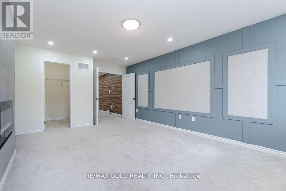 31 Troyer Street, Brampton, Ontario  L7A 4T3 - Photo 12 - W12678444