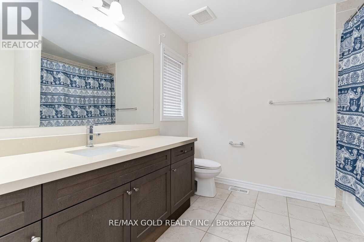 31 Troyer Street, Brampton, Ontario  L7A 4T3 - Photo 17 - W12678444