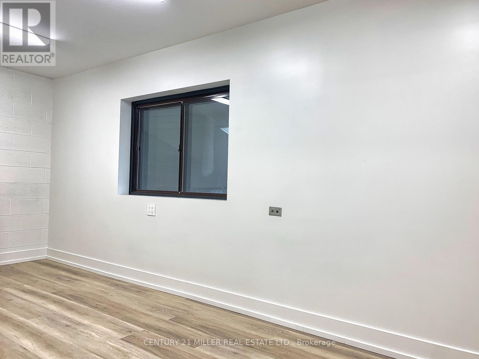 4 - 165 Plymouth Road, Welland, Ontario  L3B 3E1 - Photo 6 - X12678368