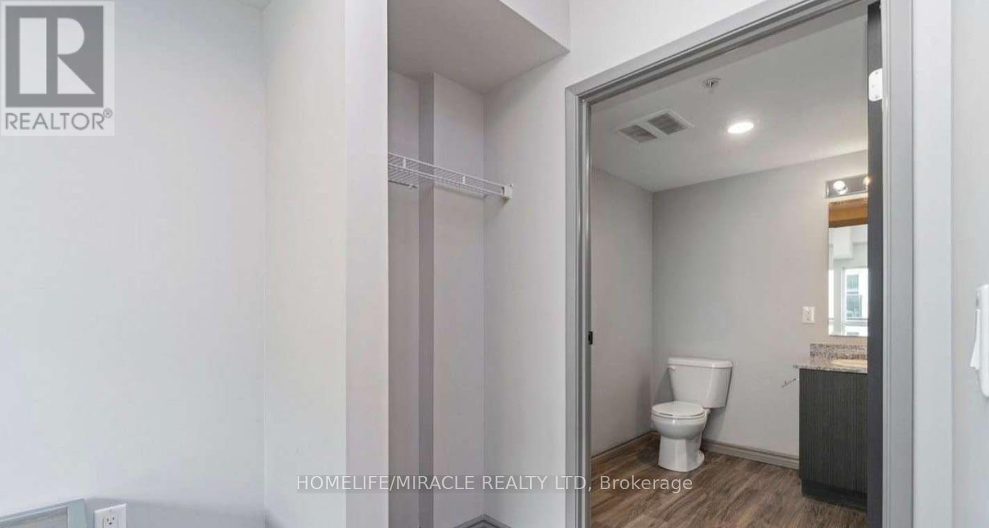 407a - 275 Larch Street E, Waterloo, Ontario  N2L 3R2 - Photo 8 - X12678422