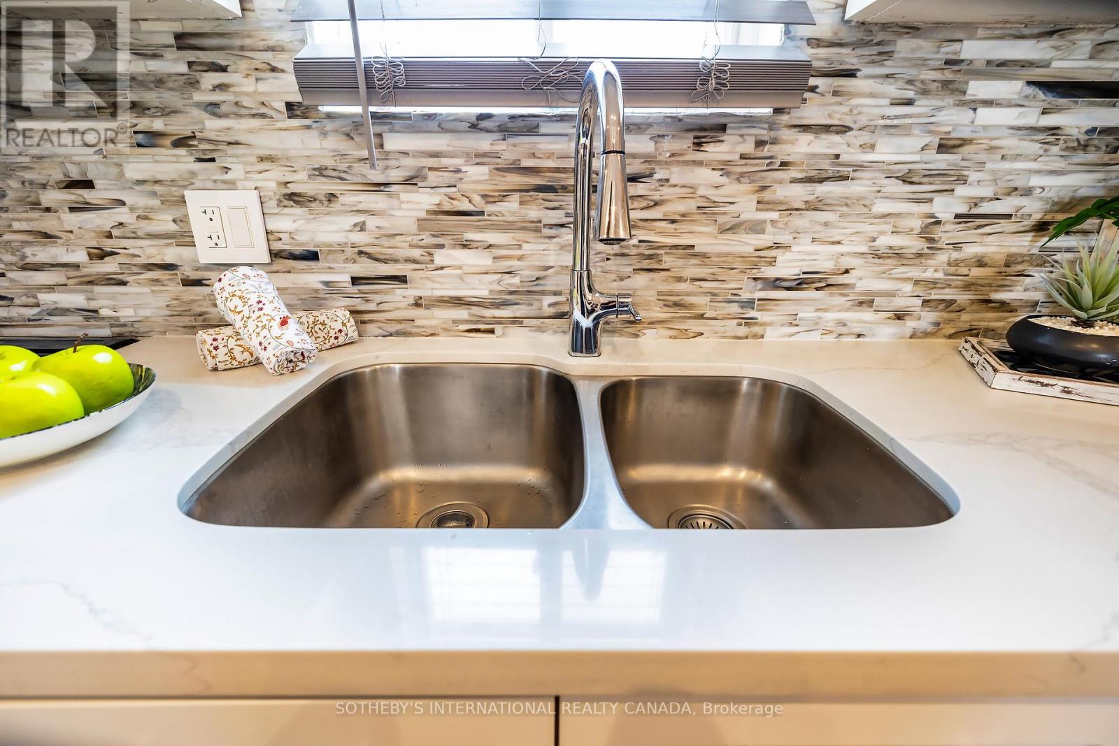 42 Pavillion Road, Kawartha Lakes, Ontario  K0M 1L0 - Photo 14 - X12678430