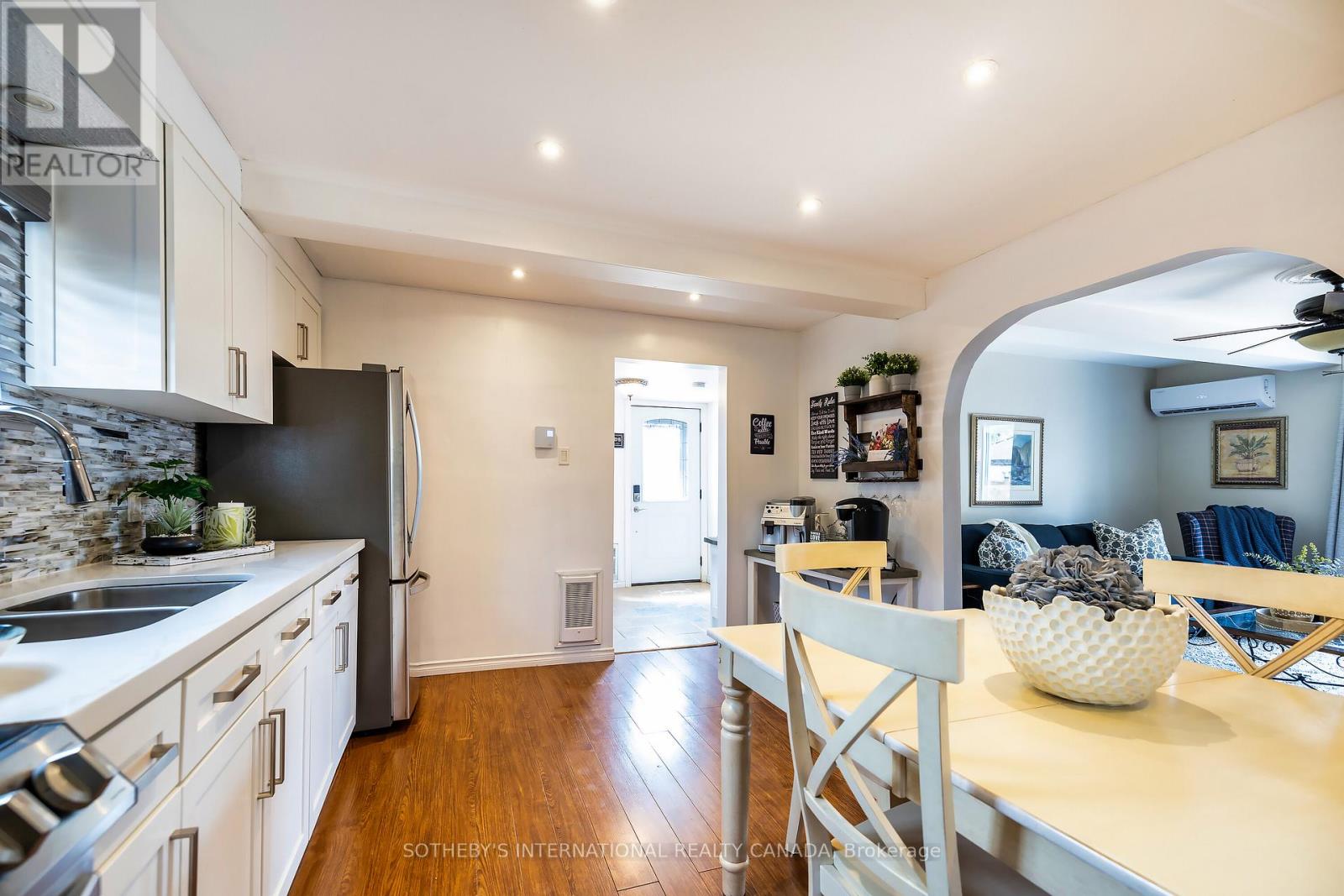 42 Pavillion Road, Kawartha Lakes, Ontario  K0M 1L0 - Photo 15 - X12678430