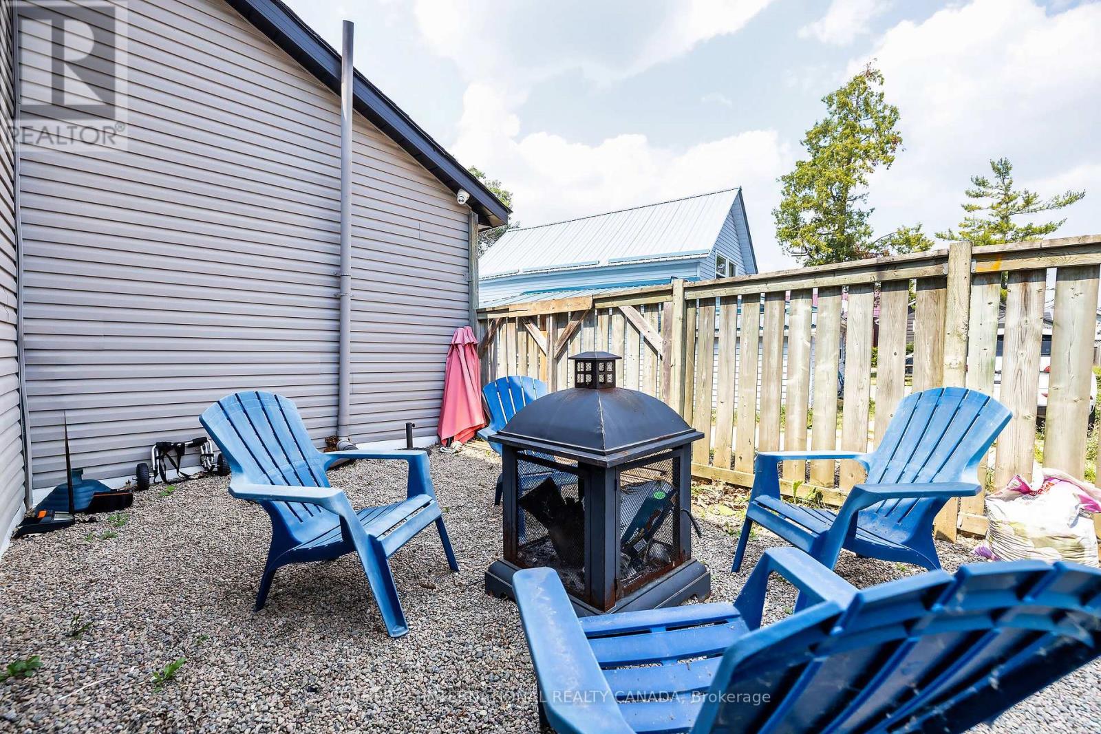 42 Pavillion Road, Kawartha Lakes, Ontario  K0M 1L0 - Photo 9 - X12678430