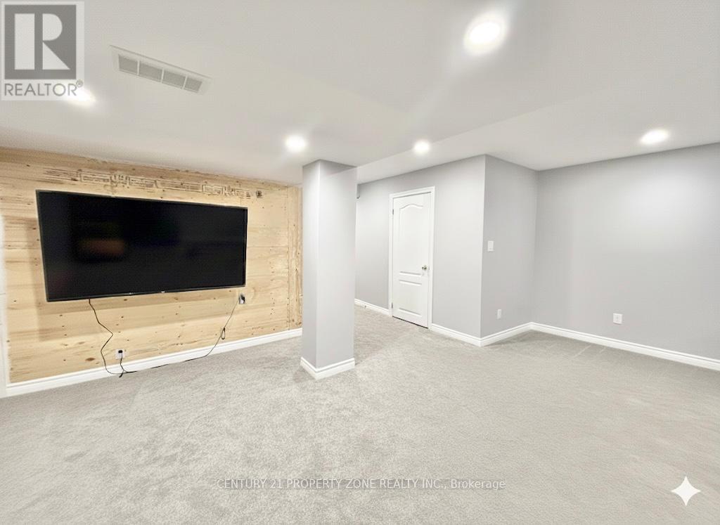 7 Marina Point Crescent, Hamilton, Ontario  L8E 0A4 - Photo 27 - X12678472