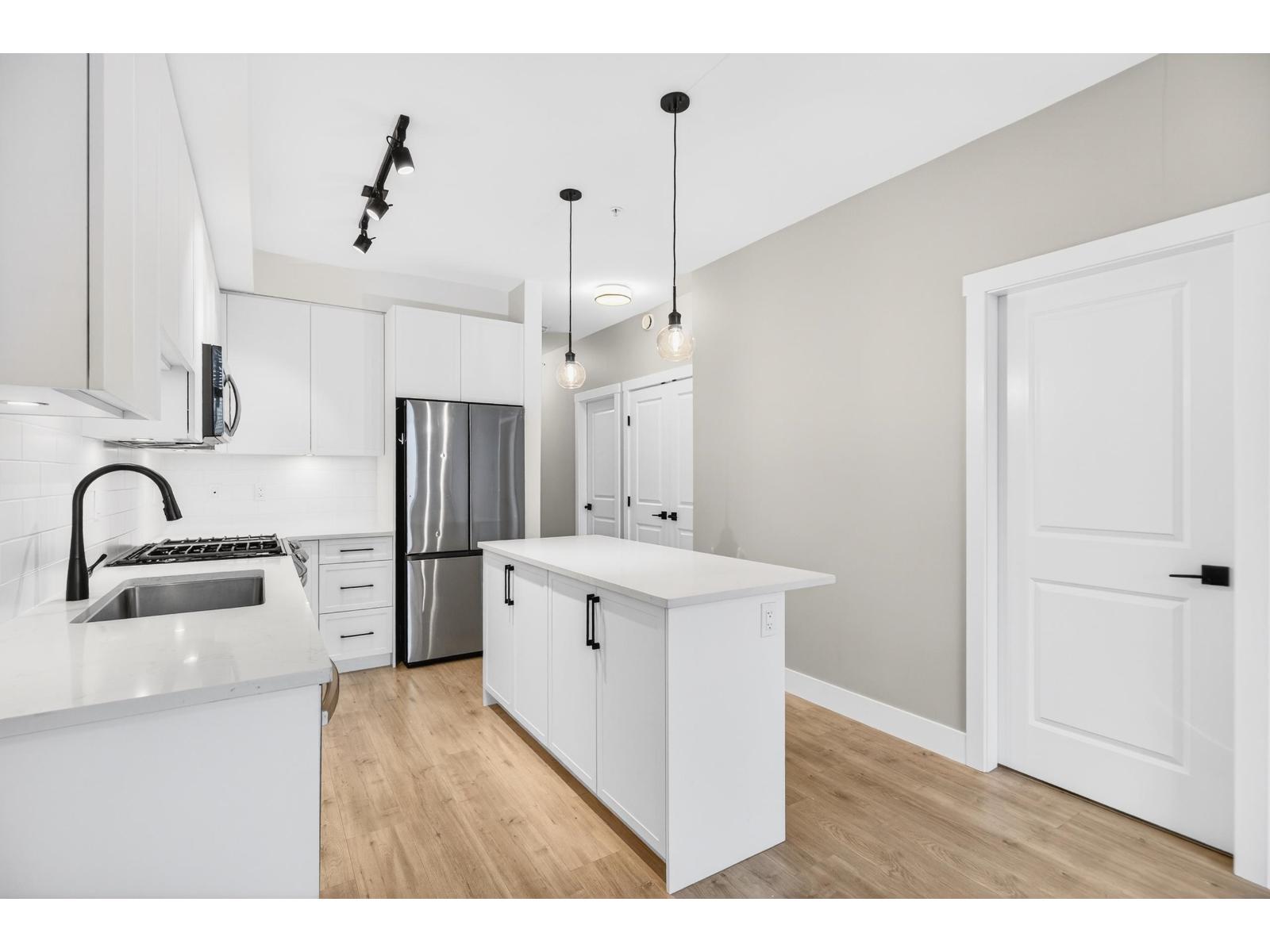 412 7506 199a Street, Langley, British Columbia  V2Y 3K9 - Photo 11 - R3077083