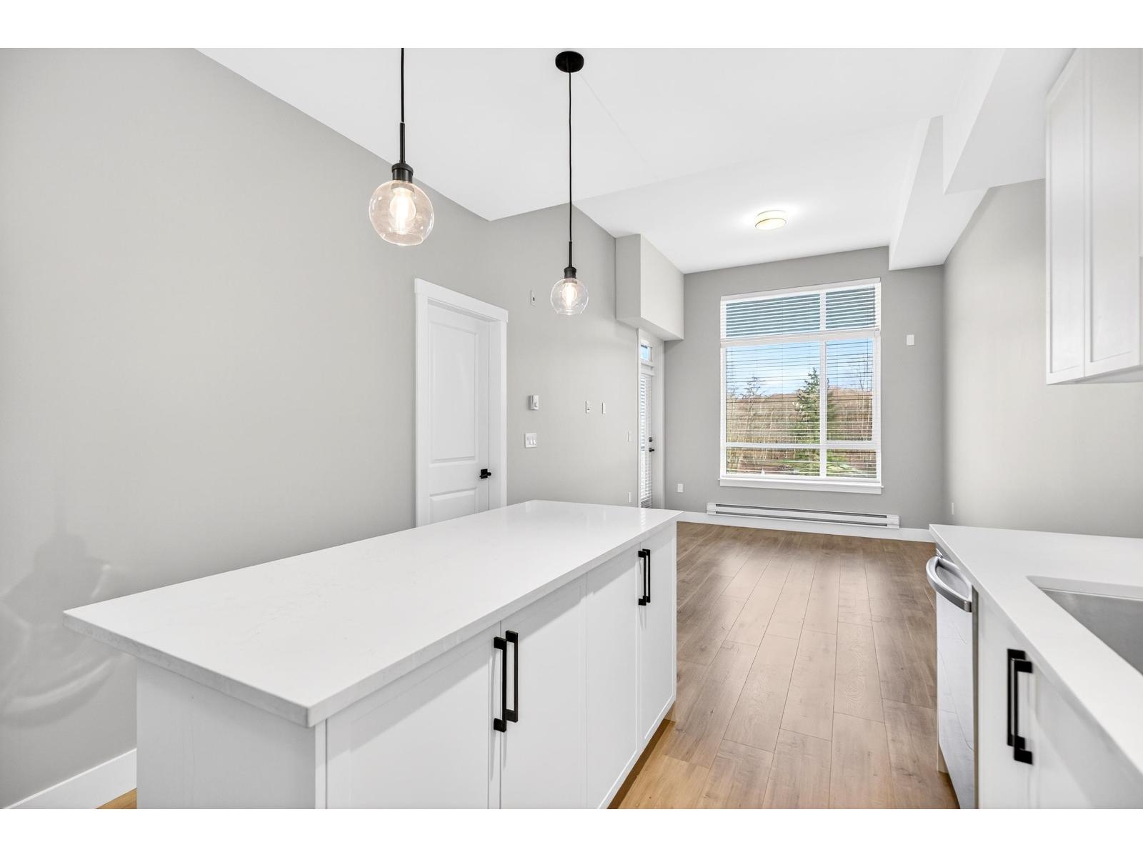 412 7506 199a Street, Langley, British Columbia  V2Y 3K9 - Photo 9 - R3077083