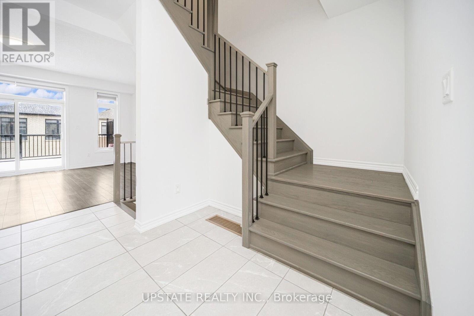 29 Ravenbury Street, Brampton, Ontario  L6P 4P6 - Photo 13 - W12677408