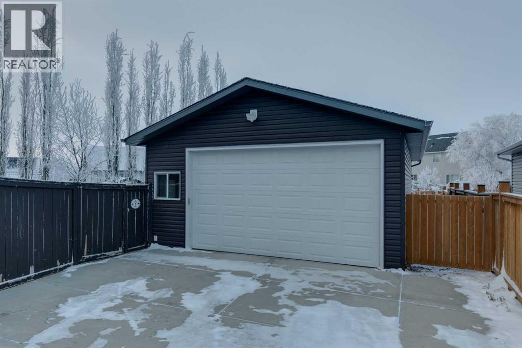 5 Henderson Bay Ne, Langdon, Alberta  T0J 1X1 - Photo 40 - A2275590