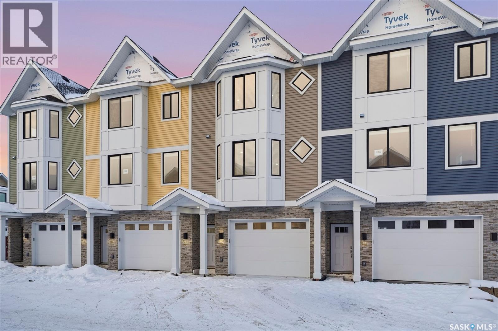 220 3220 11th Street W, Saskatoon, Saskatchewan  S7M 5M4 - Photo 2 - SK022421