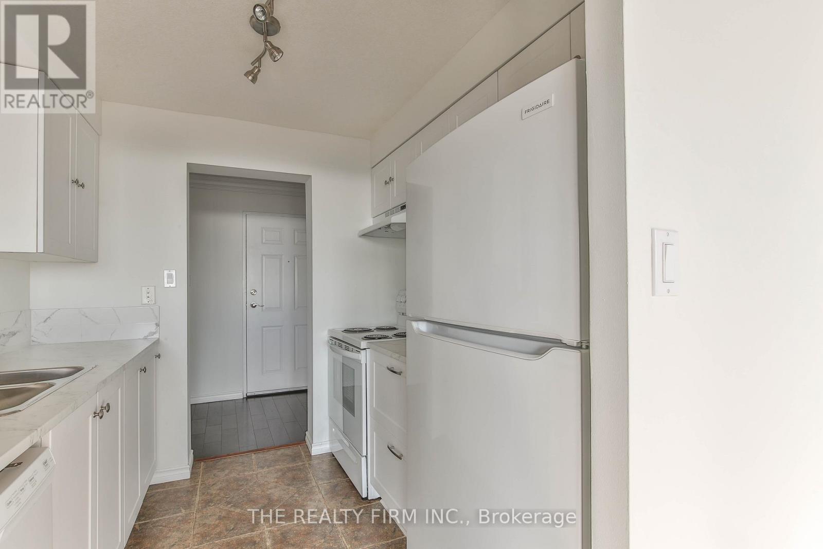 2605 - 323 Colborne Street, London East, Ontario  N6B 3N8 - Photo 14 - X12678534