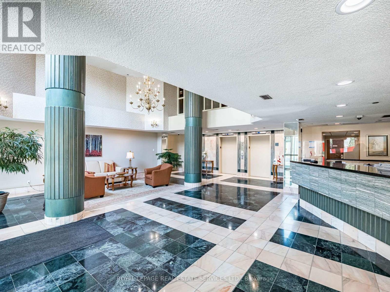 202 - 310 Mill Street S, Brampton, Ontario  L6Y 3B1 - Photo 7 - W12275570