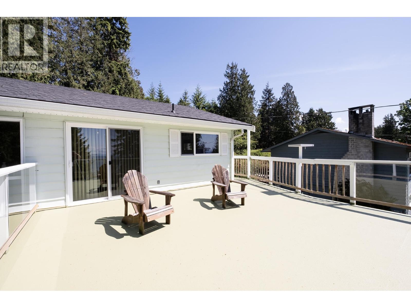 1238 Gower Point Road, Gibsons, British Columbia  V0N 1V3 - Photo 26 - R3077567