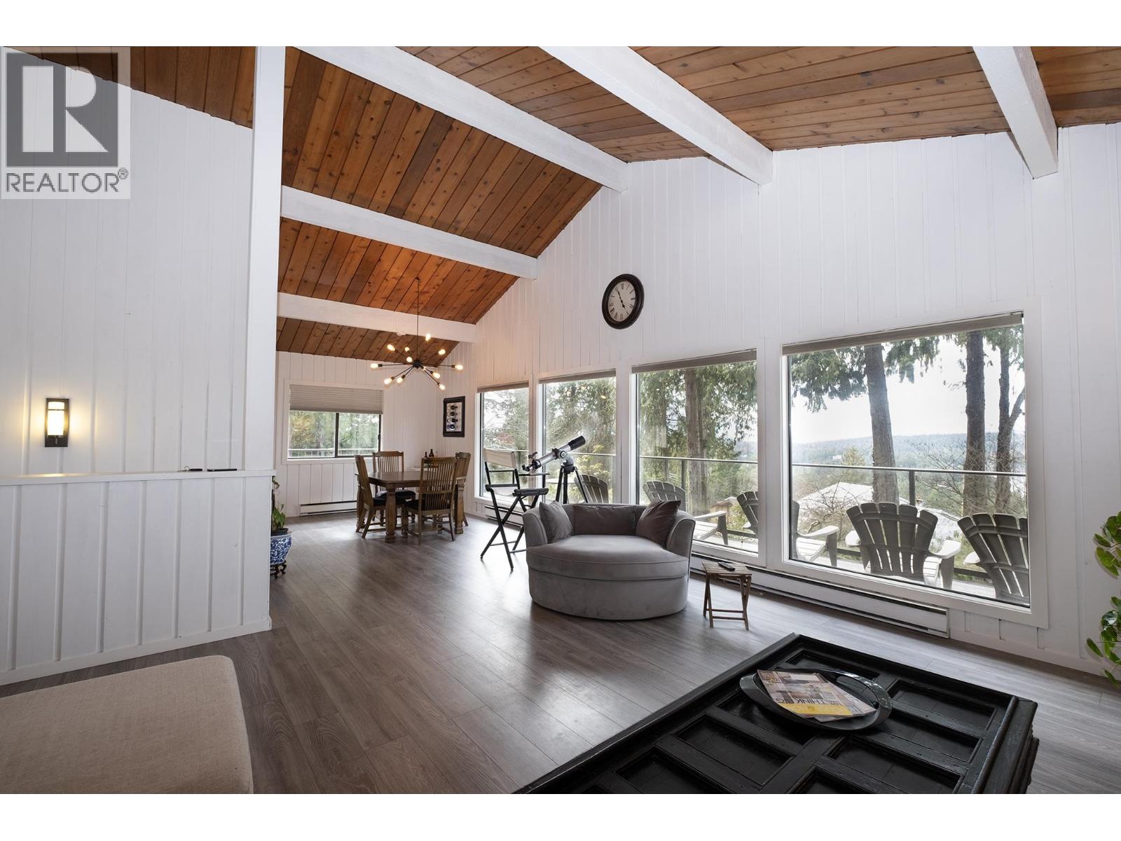 12870 DOGWOOD DRIVE, Pender Harbour, British Columbia