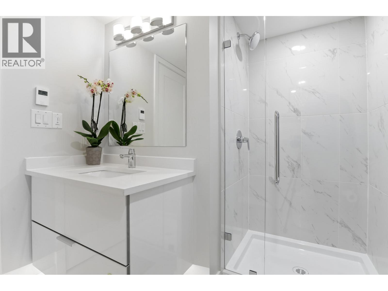 2126 St Johns Street Street, Port Moody, British Columbia  V3H 0J5 - Photo 12 - R3077535