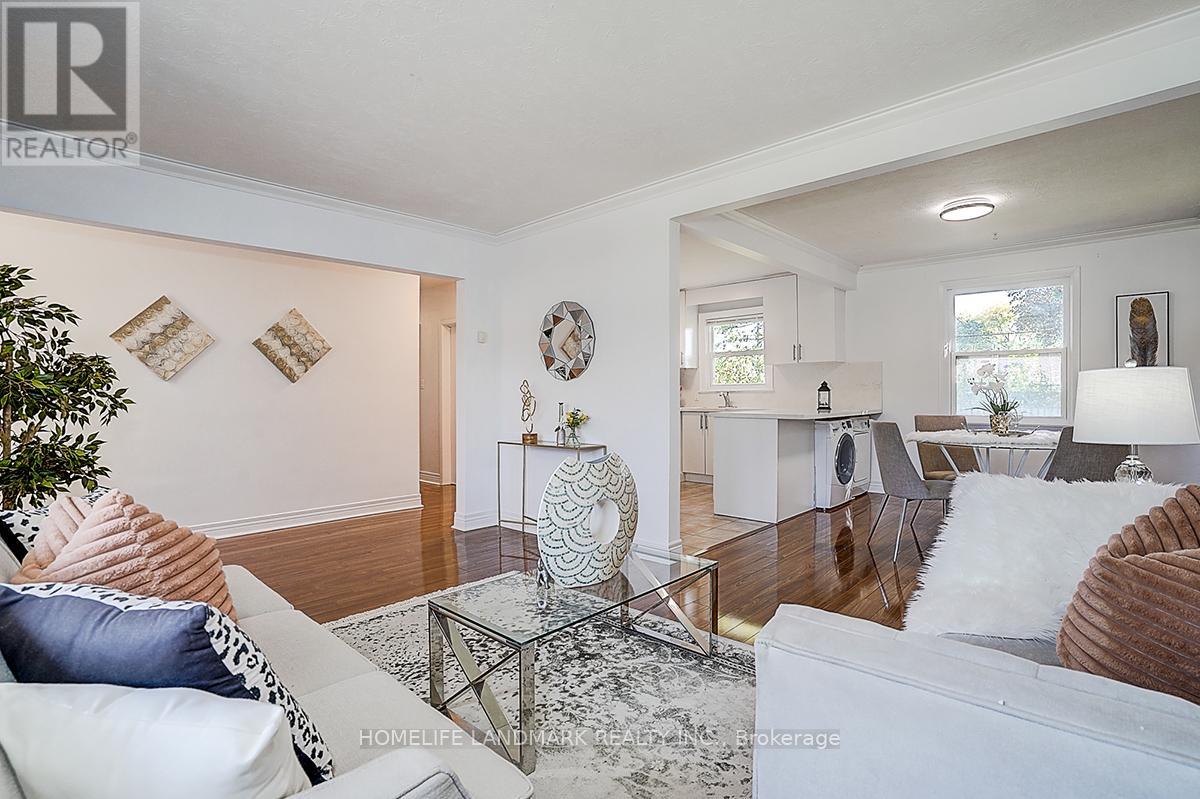 181 Searle Avenue, Toronto, Ontario  M3H 4B5 - Photo 10 - C12678522