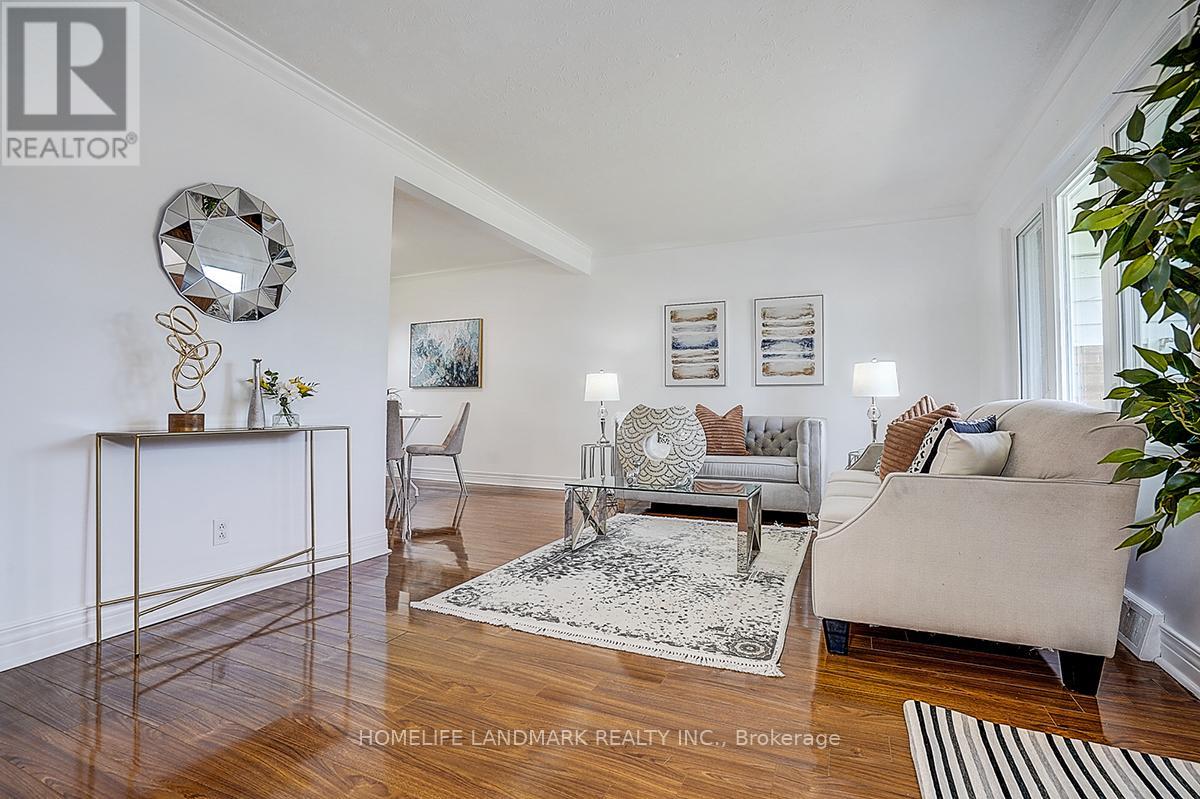 181 Searle Avenue, Toronto, Ontario  M3H 4B5 - Photo 9 - C12678522