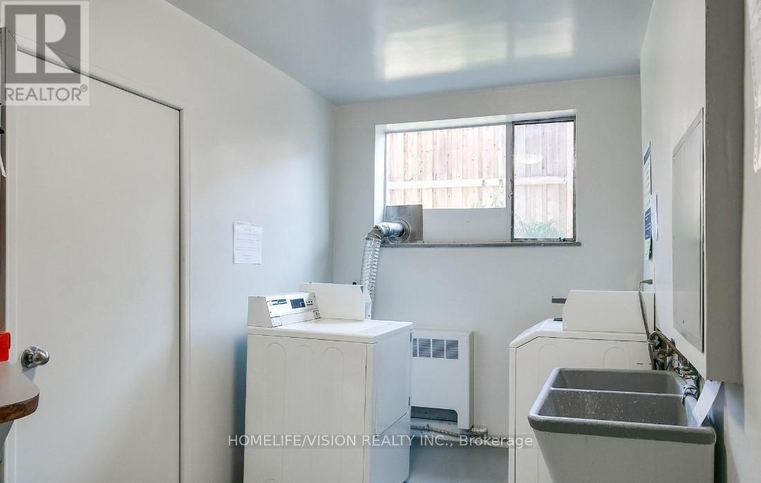 12 - 18 Kenrae Road, Toronto, Ontario  M4G 1Y1 - Photo 13 - C12678528