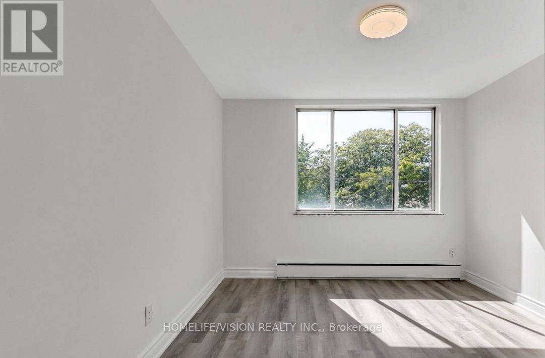 12 - 18 Kenrae Road, Toronto, Ontario  M4G 1Y1 - Photo 16 - C12678528