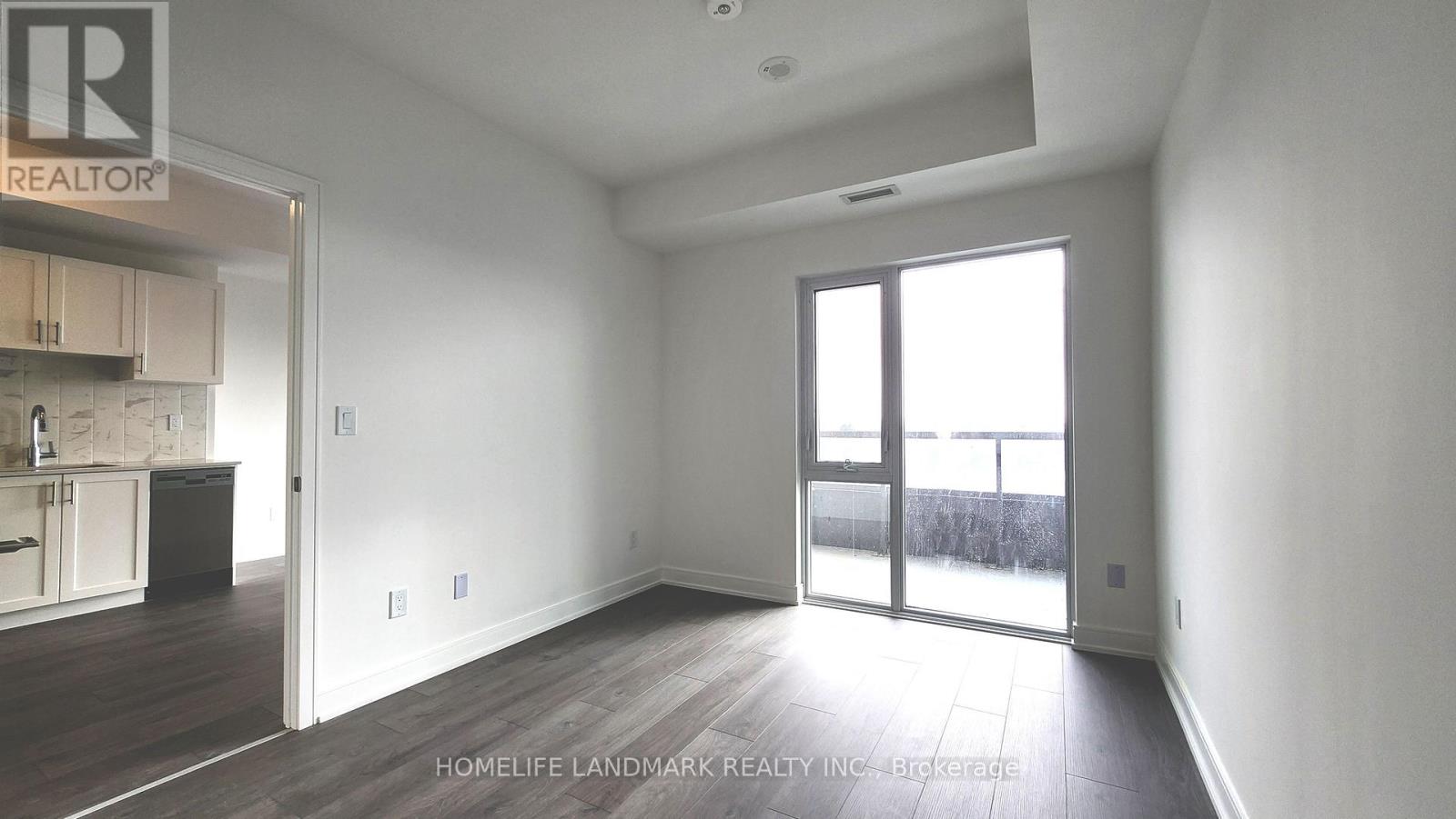 1006 - 715 Davis Drive, Newmarket, Ontario  L3Y 2R3 - Photo 13 - N12676596