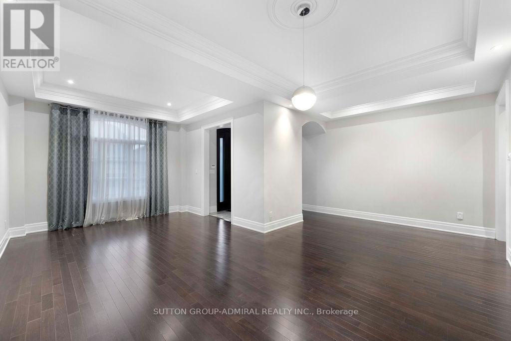 21 Day Lily Crescent, Richmond Hill, Ontario  L4C 0W3 - Photo 8 - N12677352