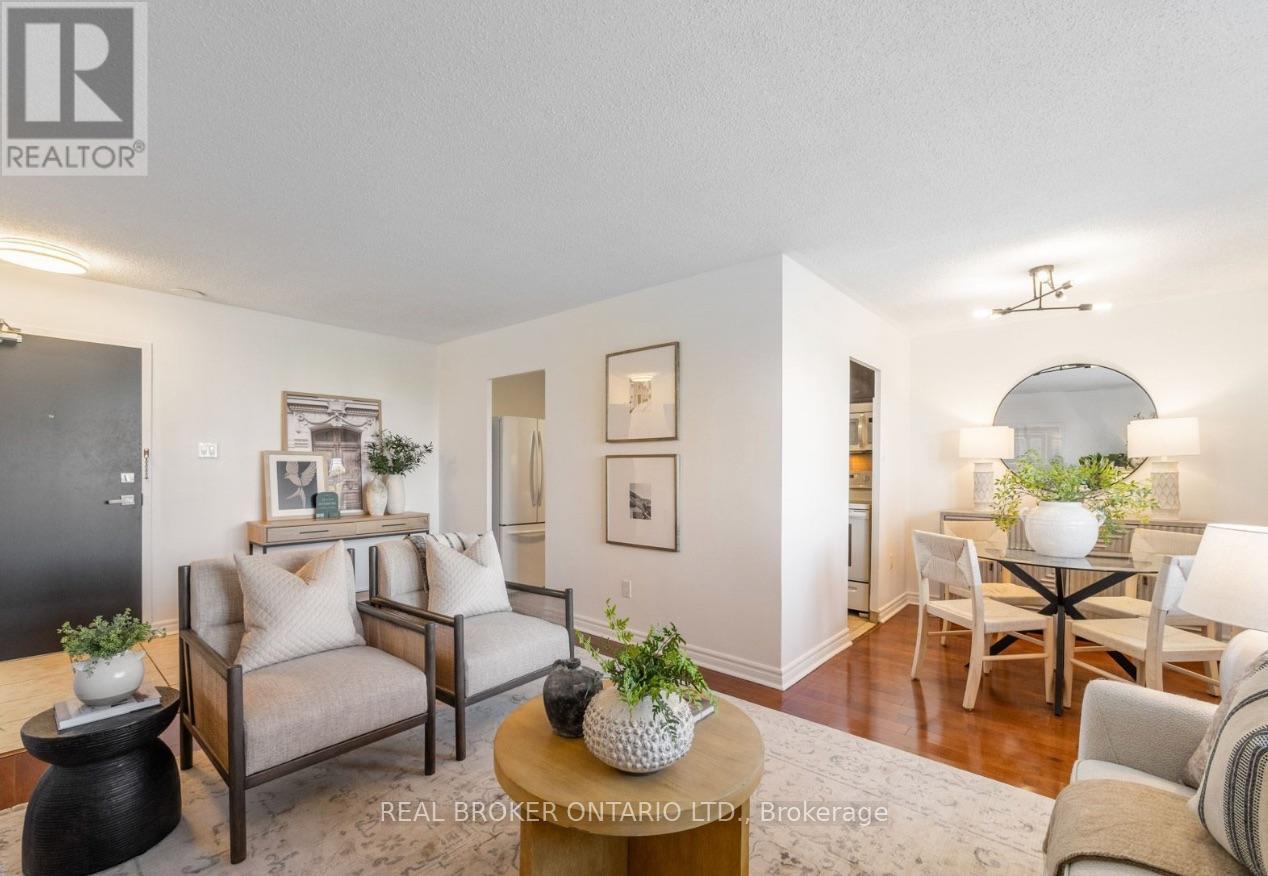 612 - 1660 Bloor Street, Mississauga, Ontario  L4X 1R9 - Photo 3 - W12640094