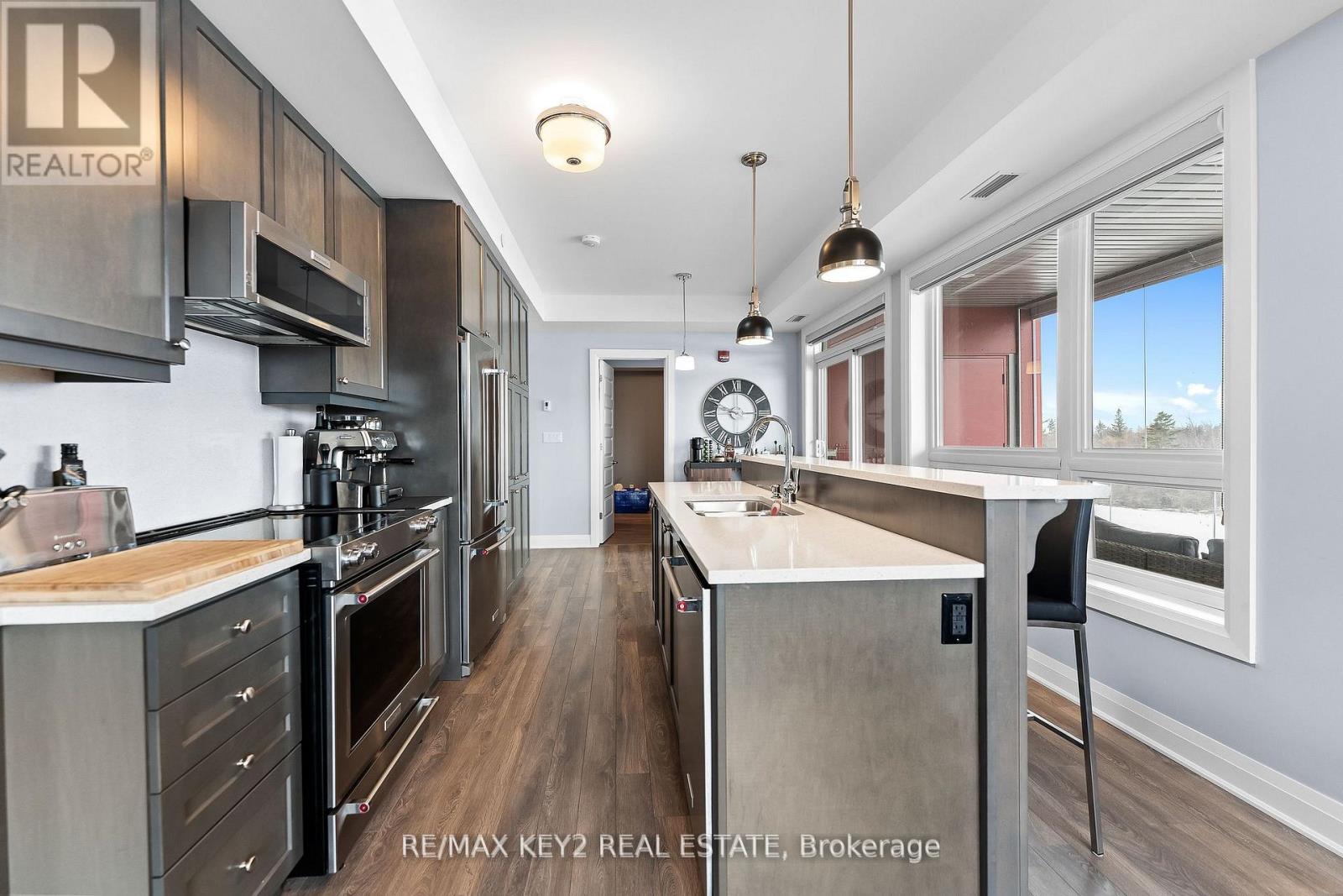 417 - 2 Adam Sellers Street, Markham, Ontario  L6B 1N2 - Photo 3 - N12678510