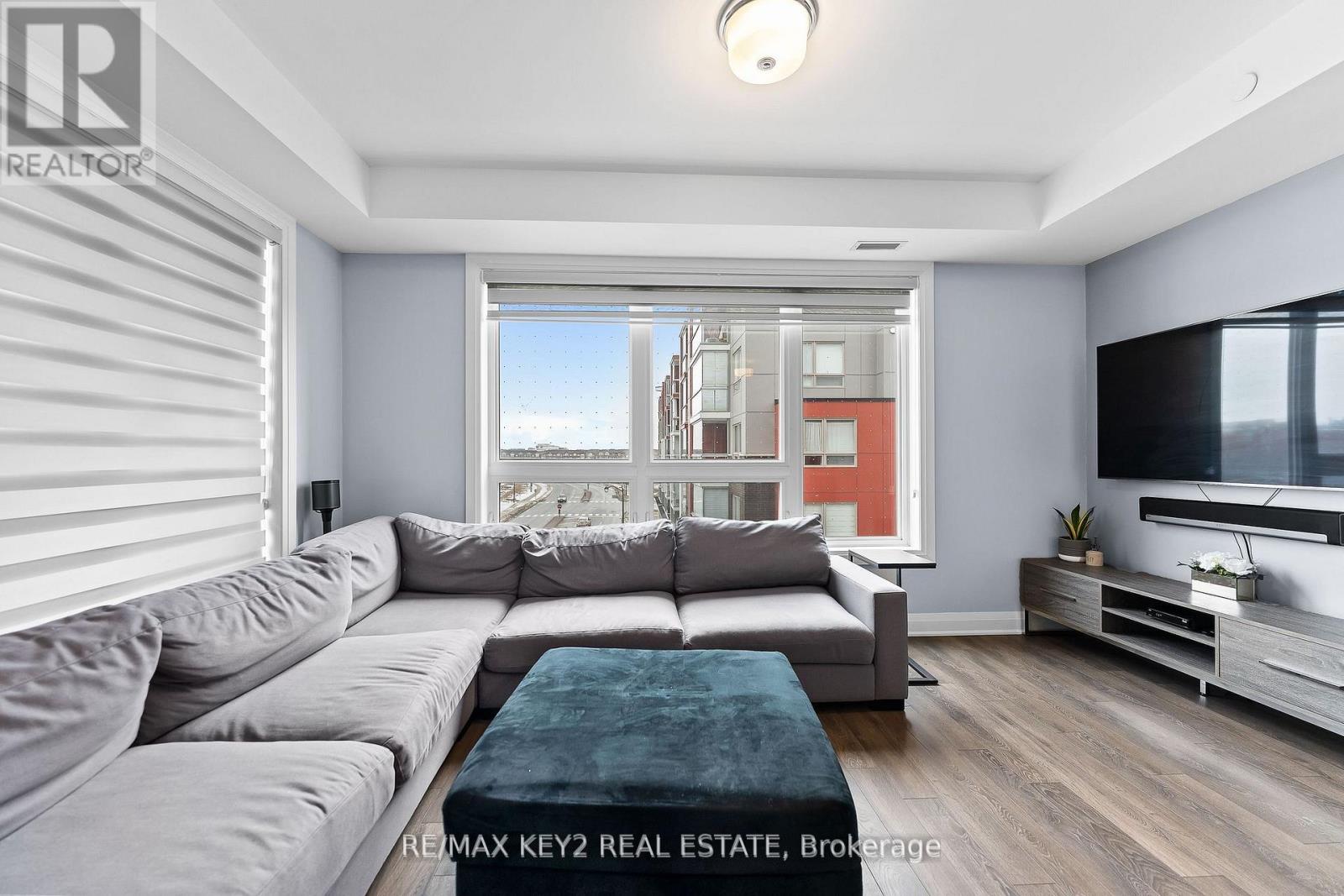 417 - 2 Adam Sellers Street, Markham, Ontario  L6B 1N2 - Photo 5 - N12678510