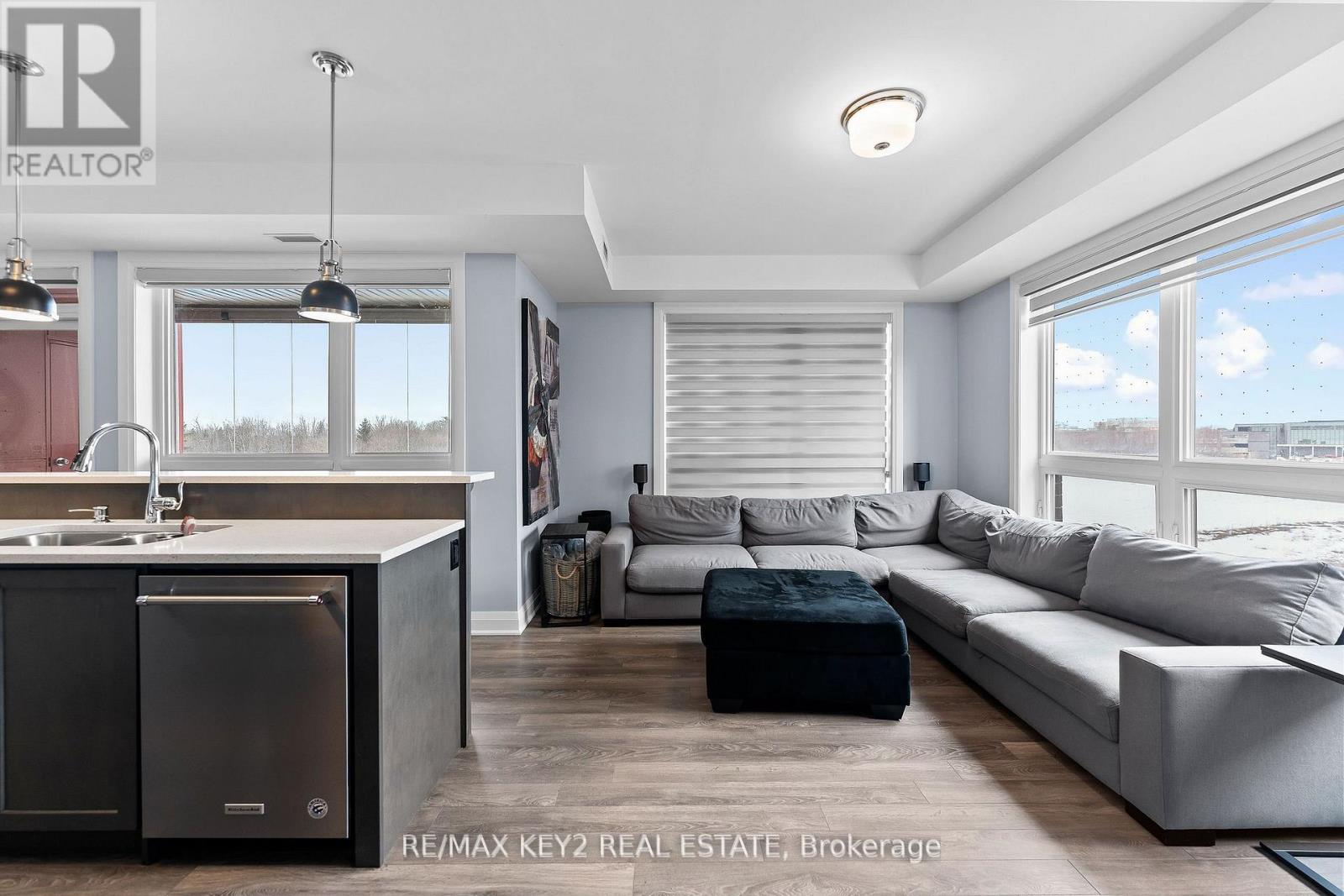 417 - 2 Adam Sellers Street, Markham, Ontario  L6B 1N2 - Photo 9 - N12678510