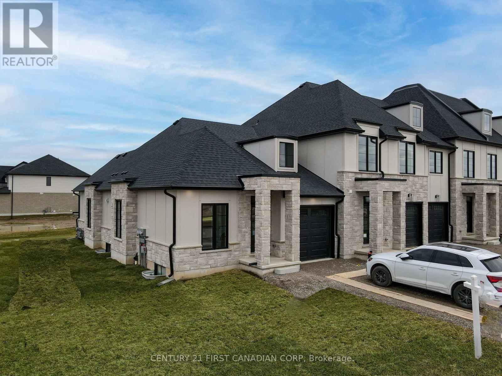6694 HAYWARD DRIVE, London South, Ontario