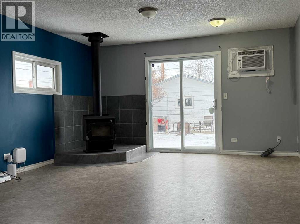 223 2 Street N, Vulcan, Alberta  T0L 2B0 - Photo 4 - A2275505