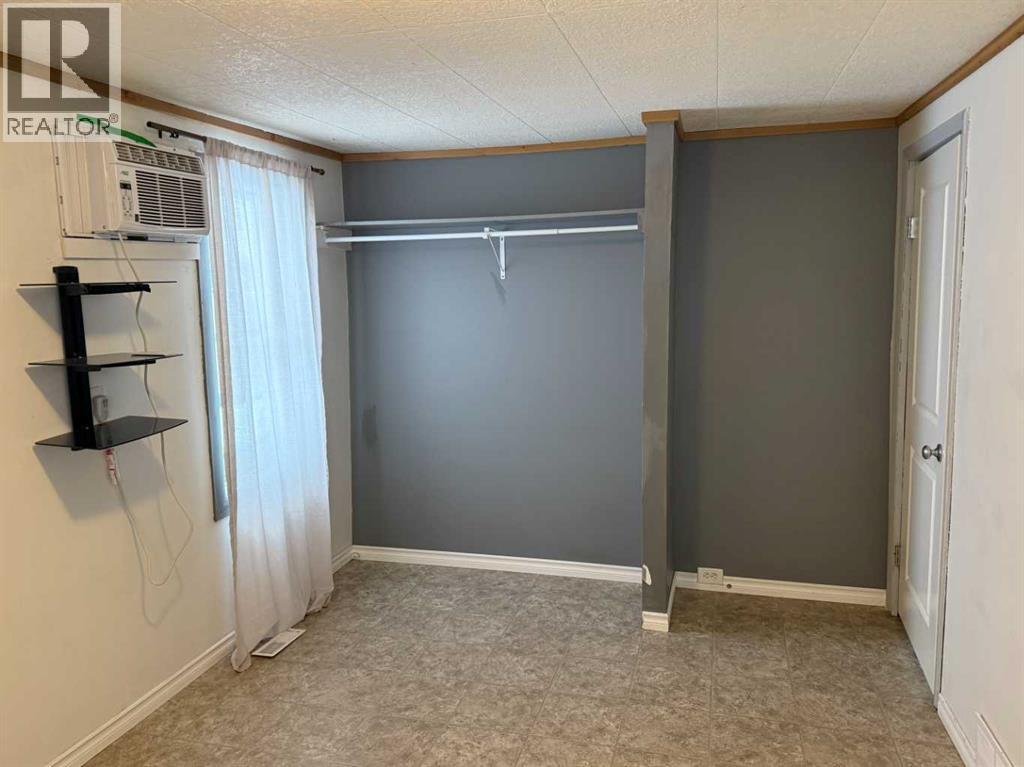 223 2 Street N, Vulcan, Alberta  T0L 2B0 - Photo 8 - A2275505