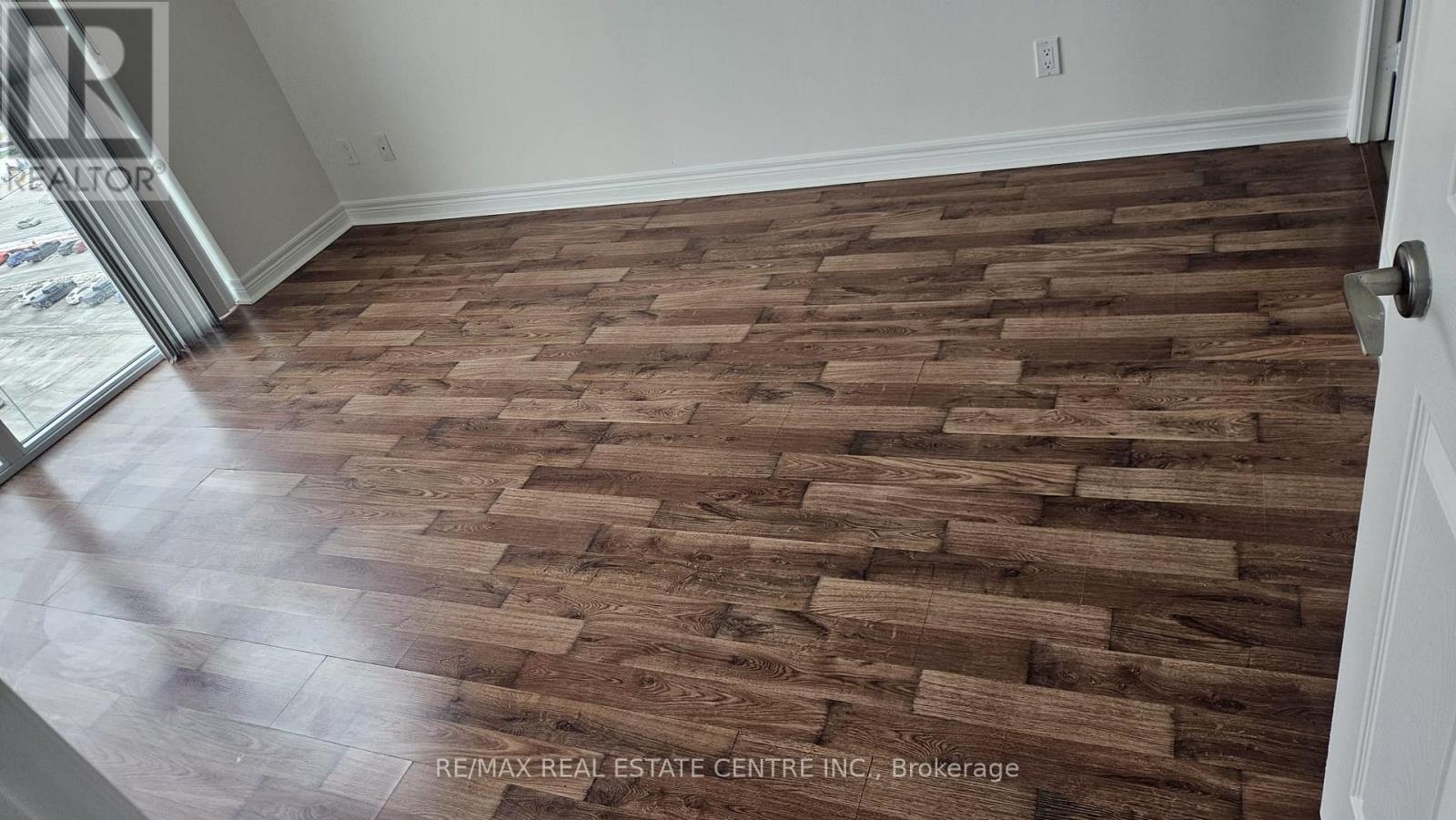 1616 - 339 Rathburn Road W, Mississauga, Ontario  L5B 0K6 - Photo 16 - W12678514